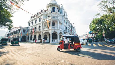 කැන්ඩි සිට එක් දින සංචාර