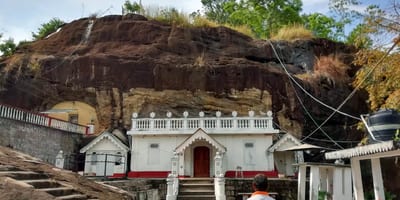 Rawanaella Purana Rajamaha Viharaya