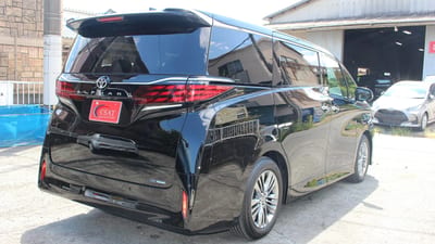 Toyota Alphard GR II