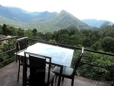 Aberdeen Range Holiday Home